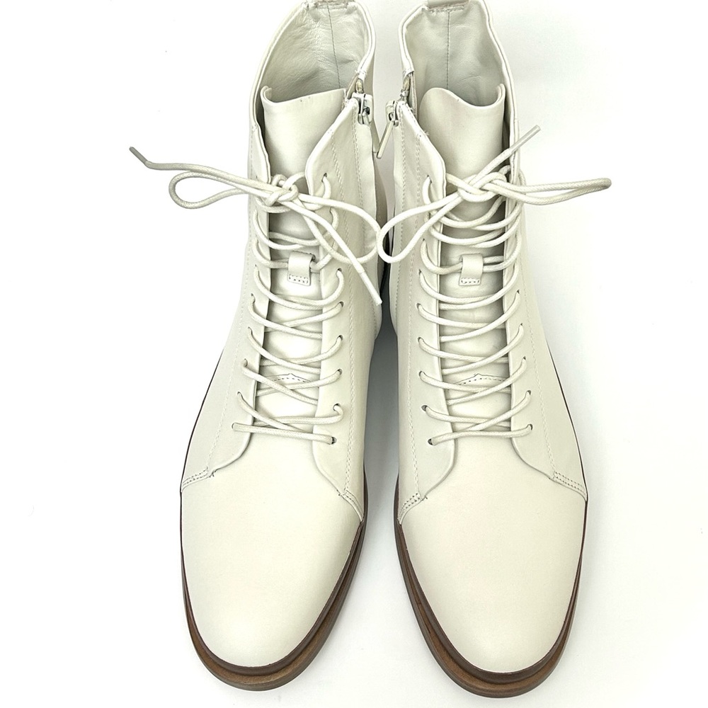 New NIB Vince Booties Boots Shoes Size 10